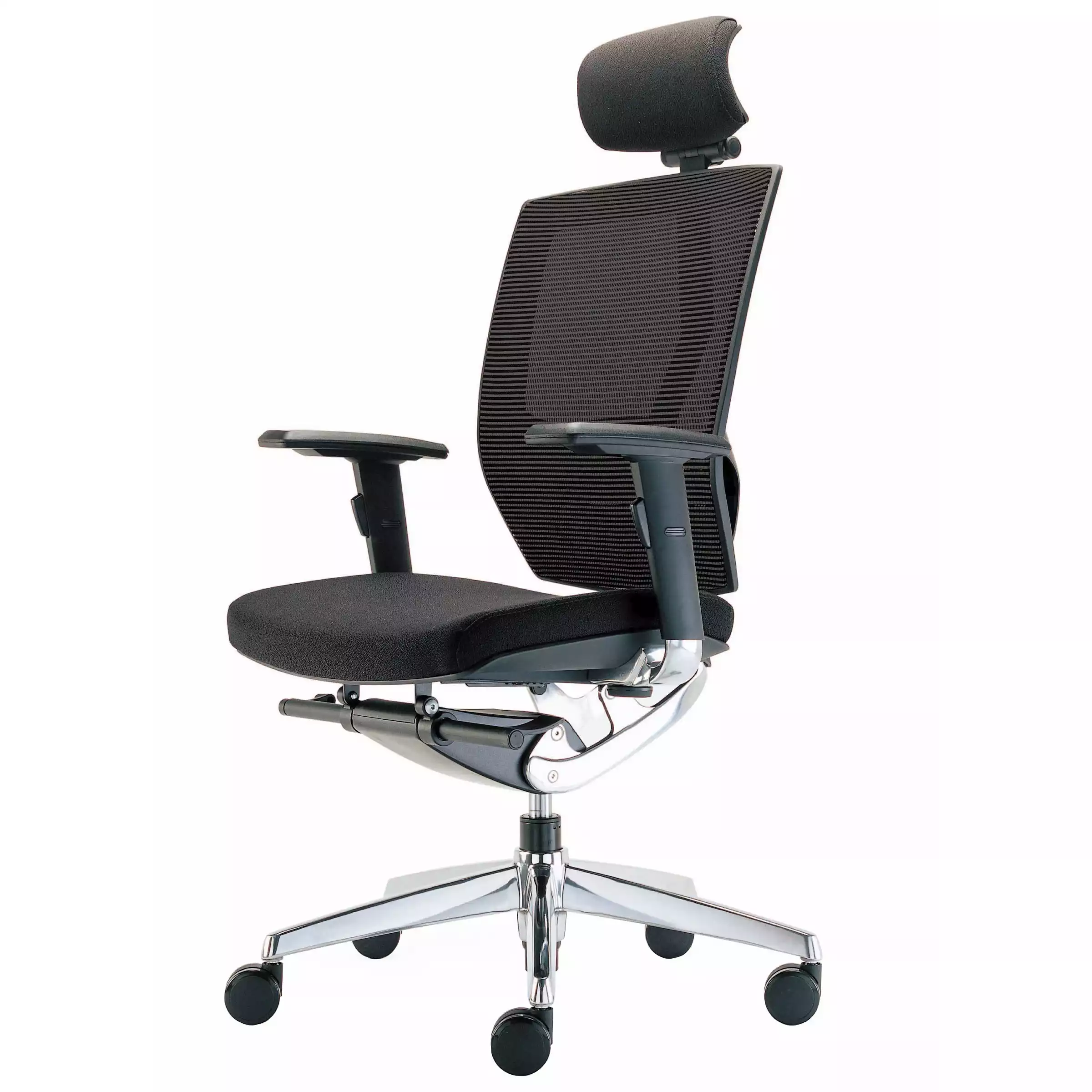 Fauteuil MTGA 4X noir, vue 3/4 avant