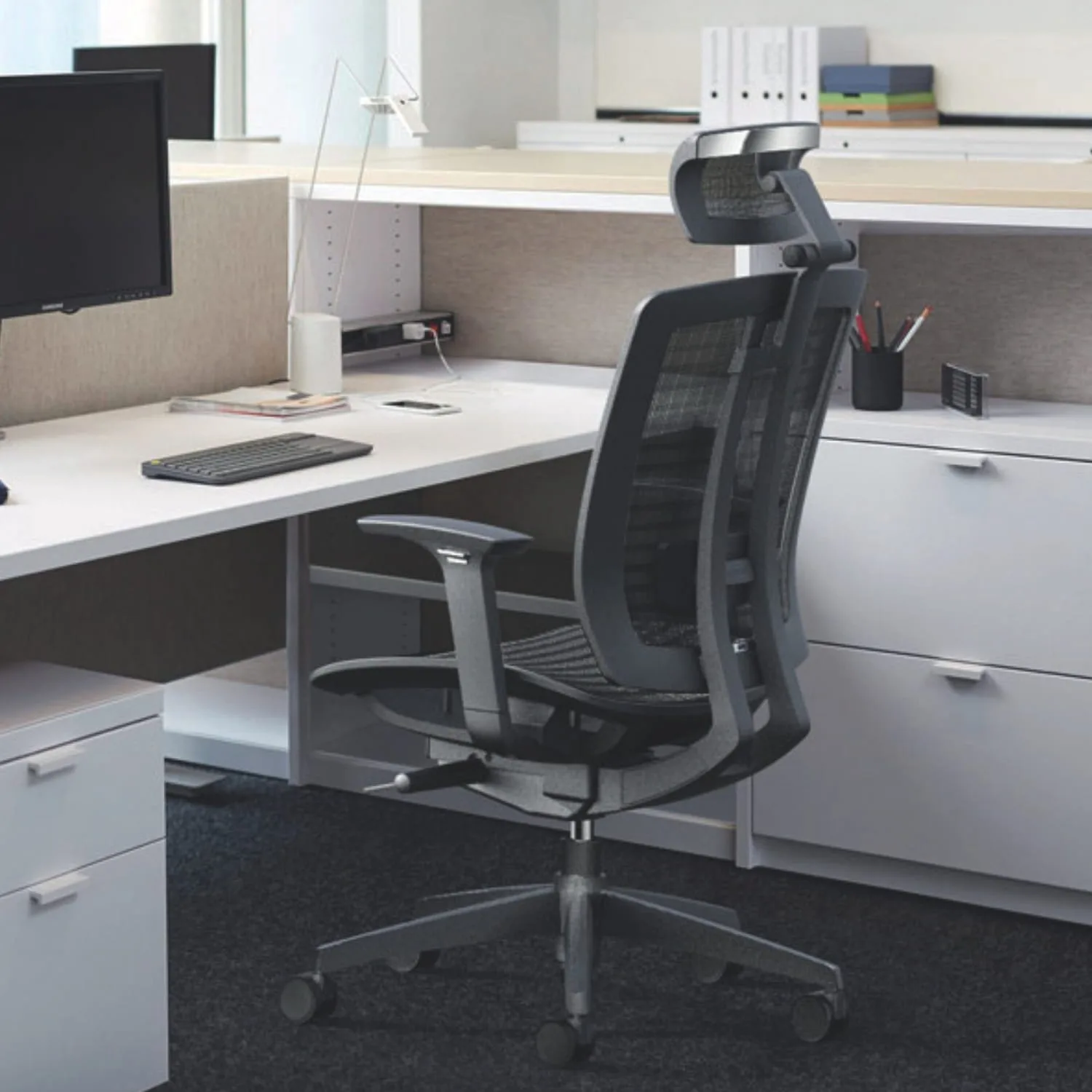Fauteuil ergonomique synchrone 35X résille noir - MTi